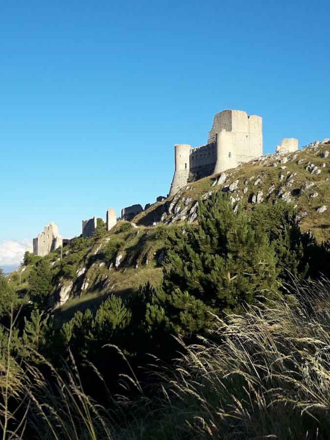 Natour L'Ostello Per I Camminatori Barisciano Exterior photo